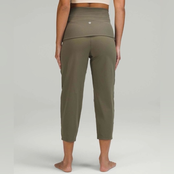 Lululemon Align Ribbed Waist Cropped Jogger – Carob Brown Sz 6 NWOT Rare Color - Picture 1 of 9